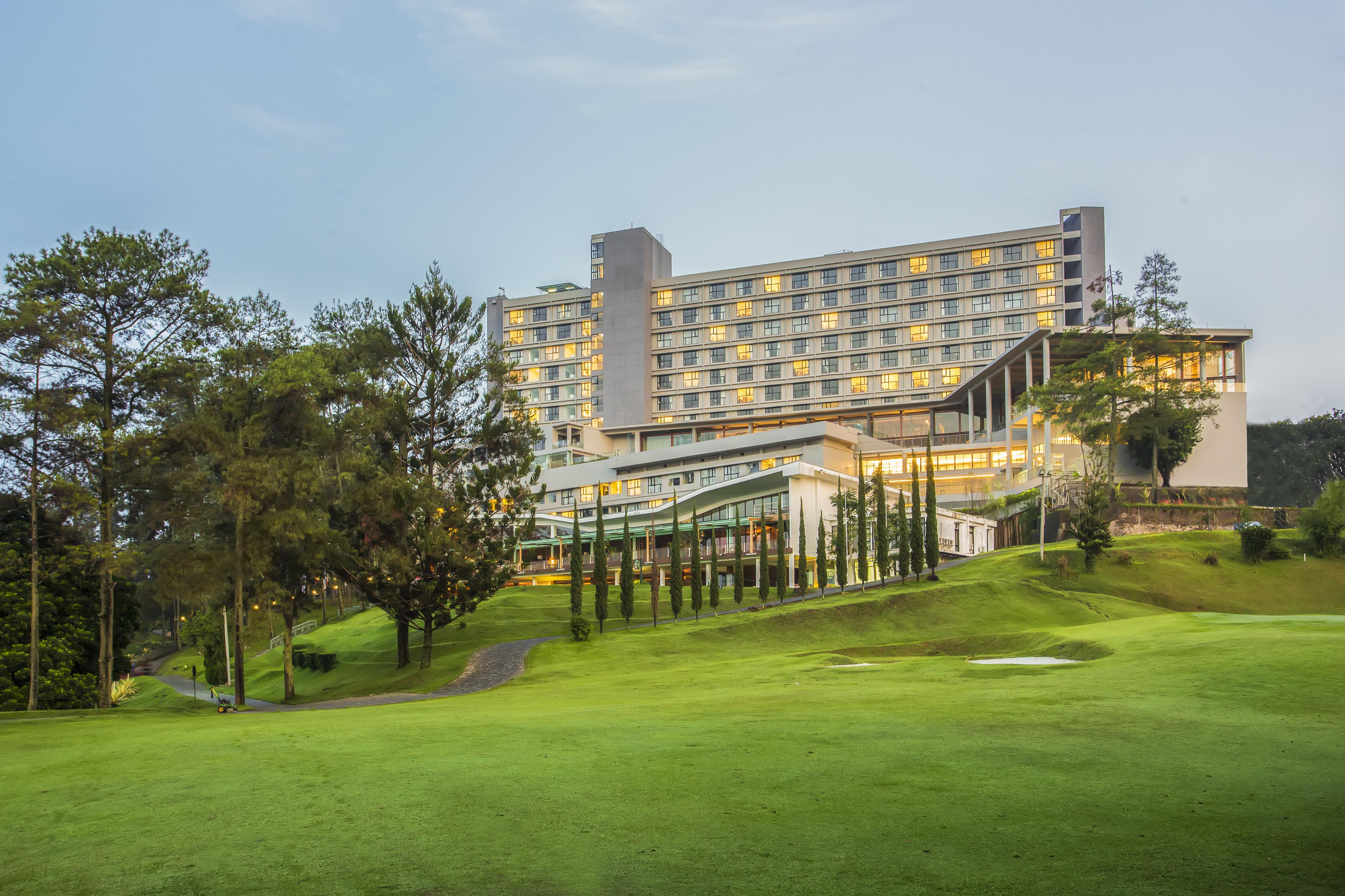 Swiss-Belresort Dago Heritage Bandung Esterno foto